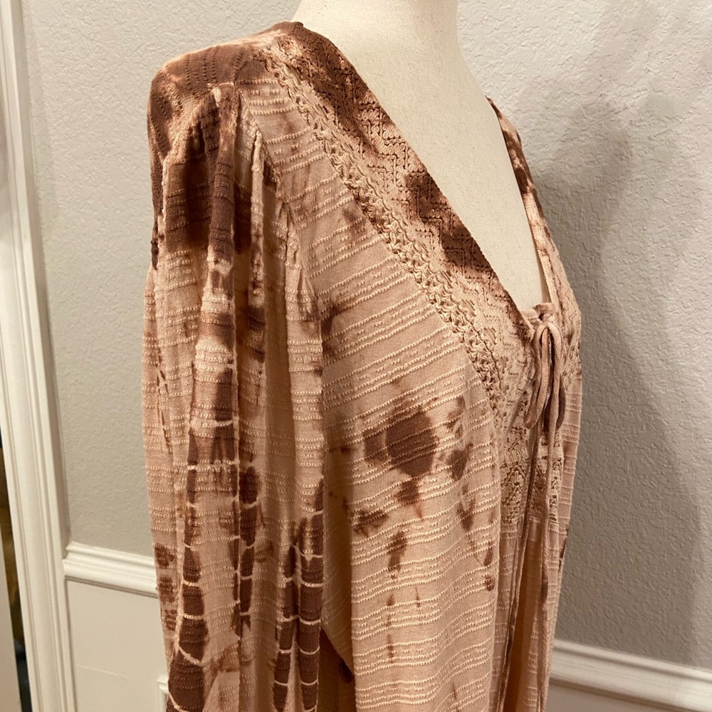 Vintage America Plus Size Tie Dye Neck 3/4 Sleeve Lace Up Blouse 1x - Picture 7 of 13